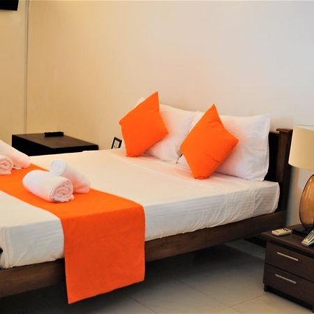 Prego Suites Ettukala ภายนอก รูปภาพ
