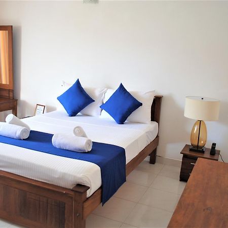 Prego Suites Ettukala ภายนอก รูปภาพ