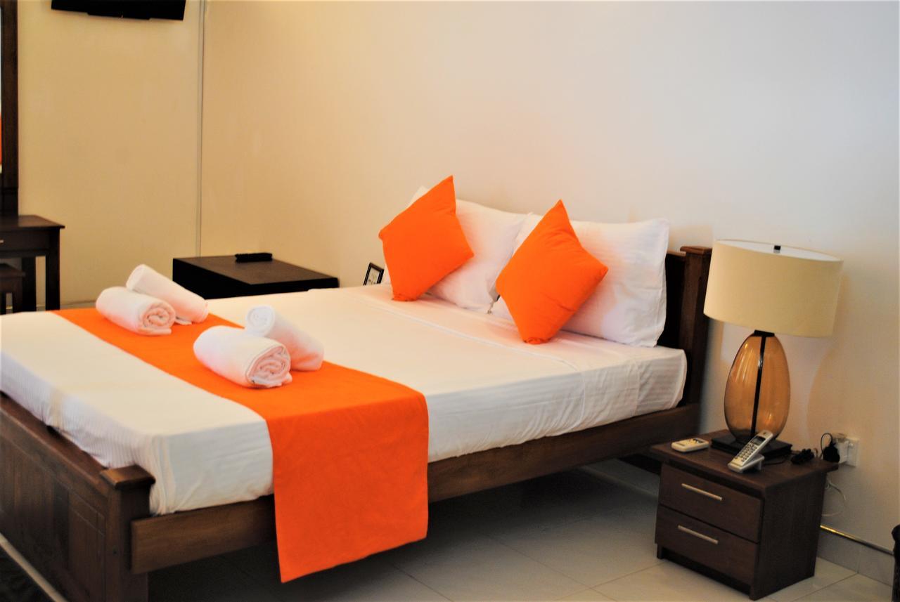 Prego Suites Ettukala ภายนอก รูปภาพ