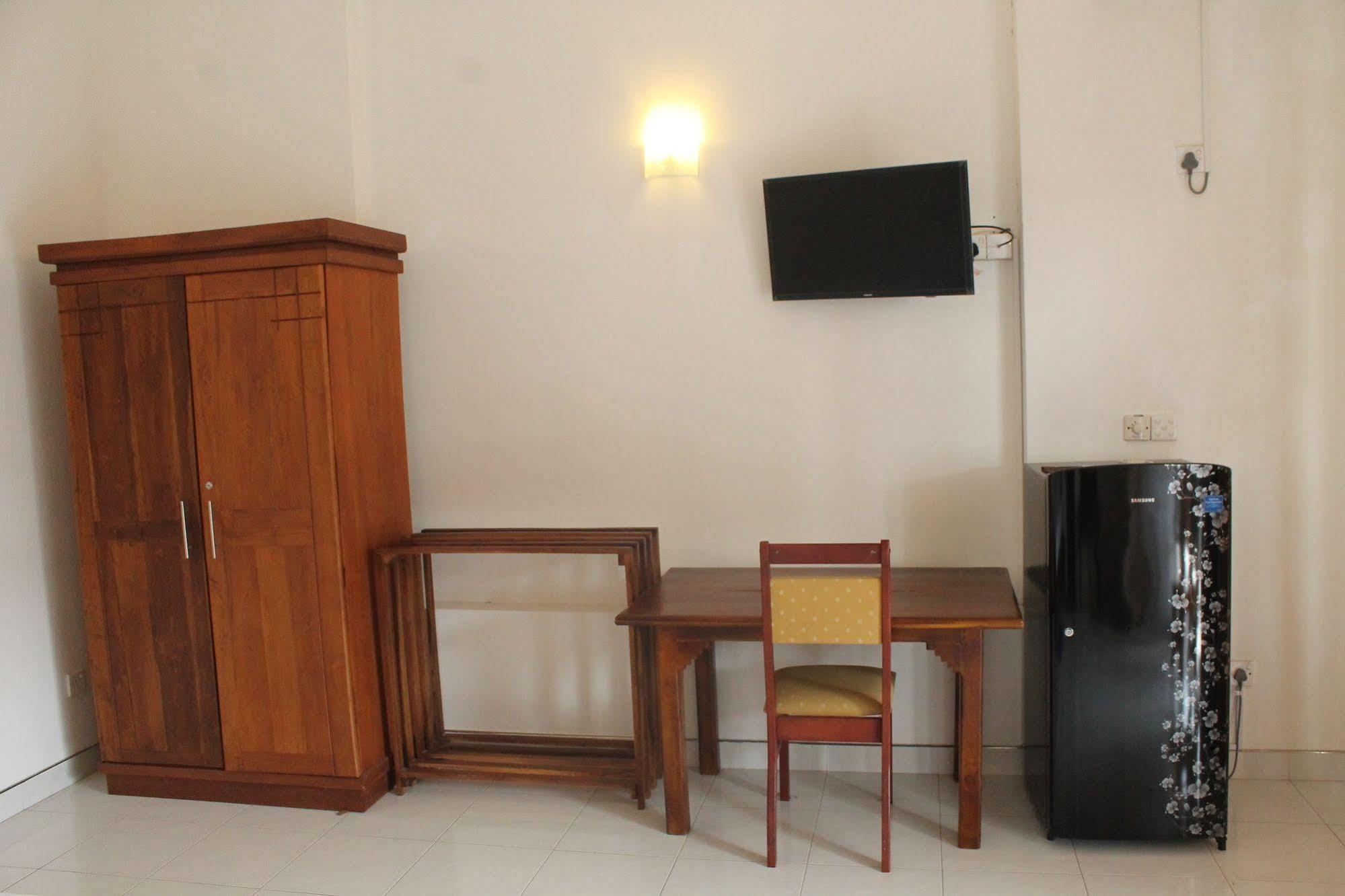 Prego Suites Ettukala ภายนอก รูปภาพ