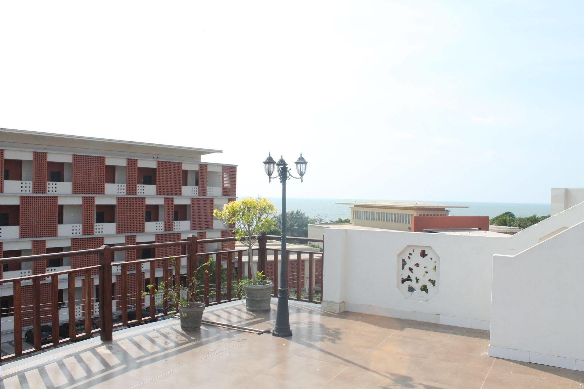 Prego Suites Ettukala ภายนอก รูปภาพ